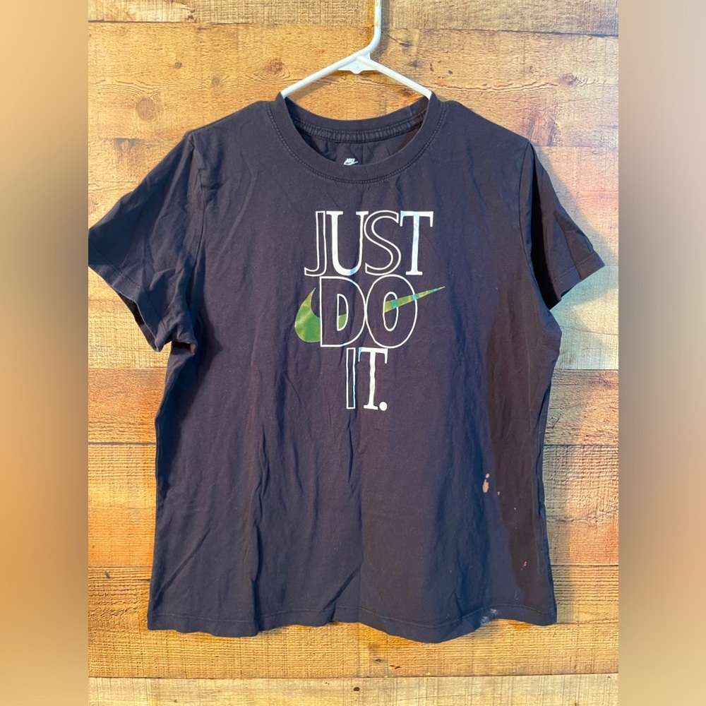 Nike t-shirt